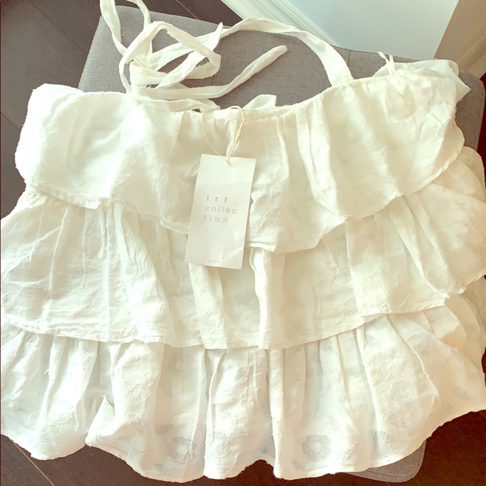 Romantic ruffle halter